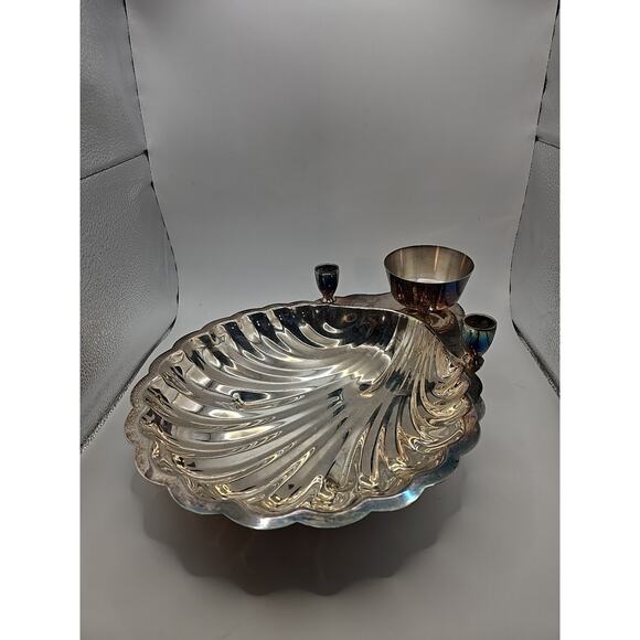 Vintage Silver Plate Bowl Dish Seafood Cocktail Serving Shell Footed F.B Rogers - Picture 2 of 6